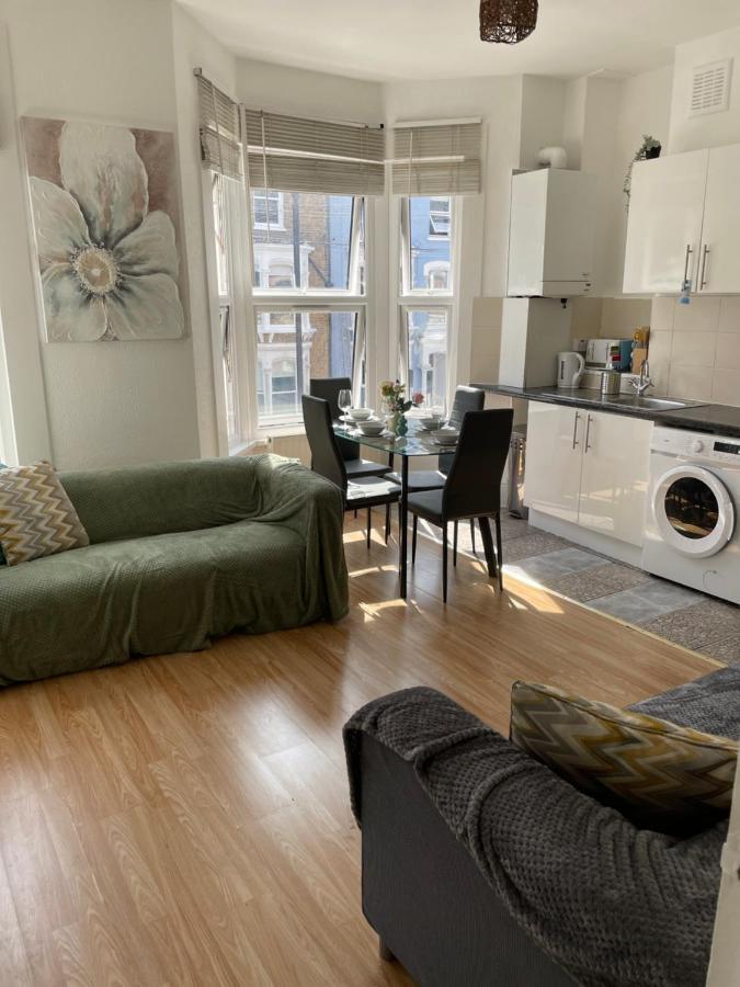 Large, Bright And Spacious 3 Bed Flat In London Luaran gambar